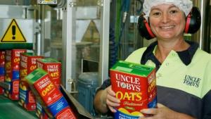 For three years in a row, Uncle Tobys has donated Oats to Foodbank.